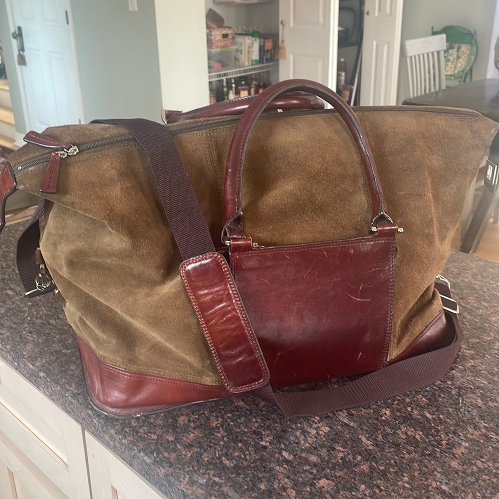 Carry Bag. Cool. Vintage Gianneti .Green suede/brown leather.